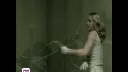 Britney Spears - Me Agains The Music