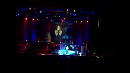 Hilary Duff Concert