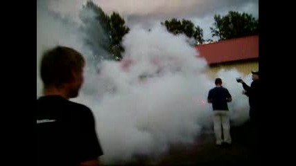 Yamaha R1 Як Burnout