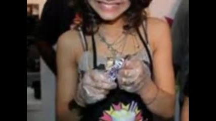{{zendaya coleman }}vili