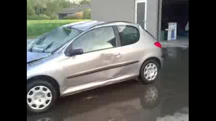 Peugeot 206 Hdi 2002 (блъснато)