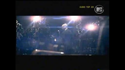 Moby - Lift me up