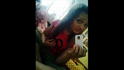 wiktoriq .. { } 