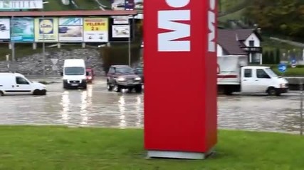 Наводнени улици в Словения след дъжд!