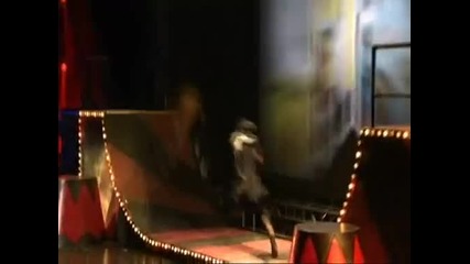 Madonna - Hollywood live in Lisbon Re - invention tour 2004 