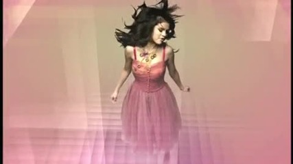 Selena Gomez- Naturally & The Scene