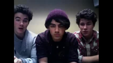 Jonas Brothers' Live Chat (1_18_09) - Part 3