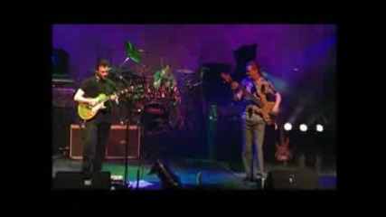 Steve Hackett - Fly on a Windshield