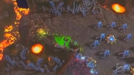 Starcraft 2 - Зерг атака с червеи 