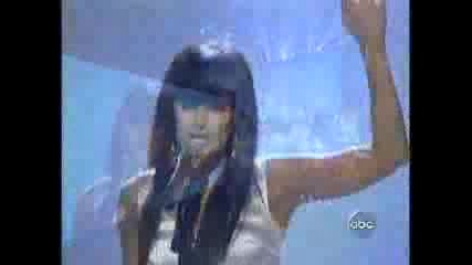 Say It Right - Nelly Furtado (live)