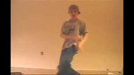 Justin Bieber Dances to Billie Jean. R.i.p Mj 