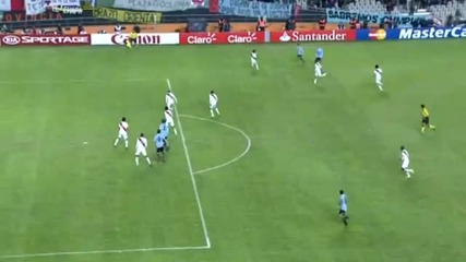 Луис Суарез прати Уругвай на финал на Копа Америка
