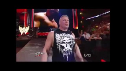 Wwe Raw кеч Brock Lesnar Returns and F5 To John Cena!! 2012