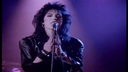 Joan Jett - I Hate Myself For Loving You 