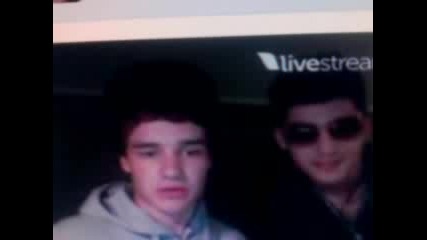 Със Zayn Видео чат с Liam 18.04.2012 - 4