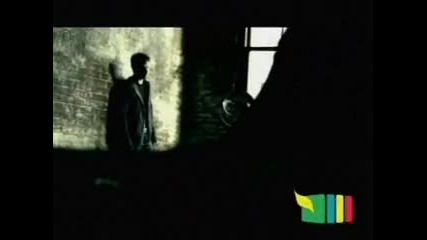 Nickelback - Savin Me