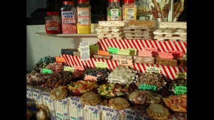 The Hollies - Ye Olde Toffee Shoppe