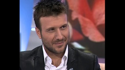 Гръцко Giannis Ploutarxos - Ftais 2011