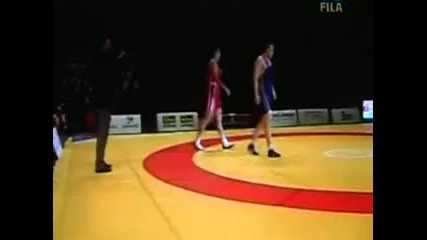 Armenian Wrestler destroyed Azeri Wrestler World Cup Clermont 2009 