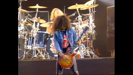 Guns N' Roses - Paradise City - Live On Freddie Mercury Tribute Concert 1992