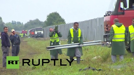 Унгария: Затворници работят по изграждането на стената по унгарската граница