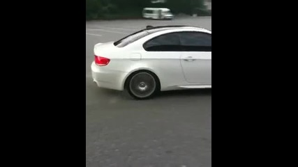 С малко газ пък кърти!!!бмв 