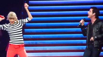 Taylor Swift and Pat Monahan sing _drive By_