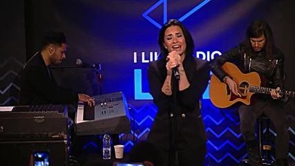 Прекрасната! Demi Lovato - Stone Cold ( I Like Radio_6-11-2015)