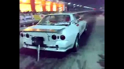 nissan skyline с ненормално ускорение 