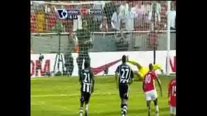 30.08.2008 Арсенал - Нюкасъл 3:0 Робин Ван Перси Гол