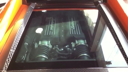 Оранжево Lamborghini Galardo