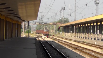 45 165 с товарен влак