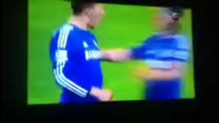 Eden Hazard вкарва дузпа срещу Ливърпул