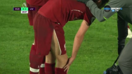 На Лалана му скъсаха шортите