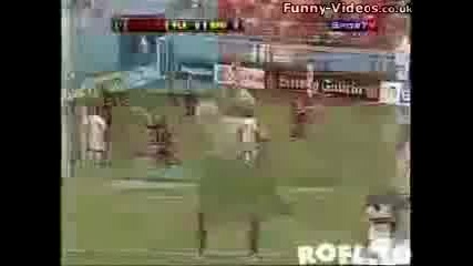 Ето този човек може да играе танци но не и футбол