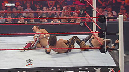 Daniel Bryan vs. John Morrison vs. The Miz – U.S. Title Submissions Count Anywhere Match: WWE Hell in a Cell 2010 (Full Match)