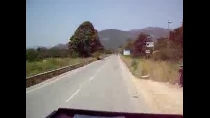 каране на камион из Италия