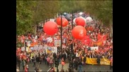Десетки хиляди британци протестираха в Лондон срещу орязването на плащанията в публичния сектор