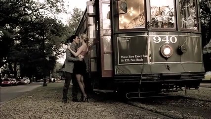 Tito El Bambino - Llueve El Amor Official Video 2011 
