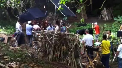По време на снимките на култовия филм Добре Дошли в Джунглата (2013)
