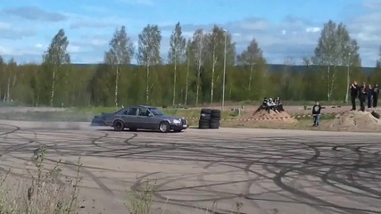 Мерцедес W124 - burnout Dieselturbo