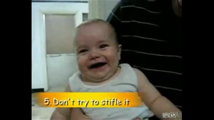 Топ 10 на най - забавният и заразителен бебешки смях