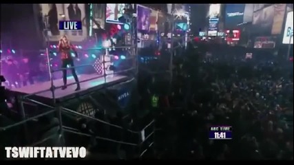 Taylor Swift - I Knew You Were Trouble (live Dick Clark's New Year's Rockin' Eve 2013)_youtube_origi