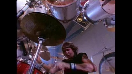 Iron Maiden - Aces High [hq] [1984]