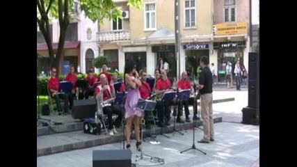 Александра Апостолова Sanny - Big Band Plovdiv