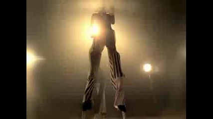 Britney Spears - Circus Dobro Ka4estvo
