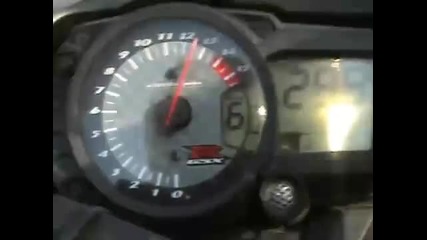 Suzuki Gsxr 1000 K7 300km_h