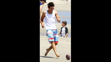 Zac Efron // Birthday Sex
