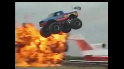 Bigfoot 14 Dan Runte's 727 Record Jump