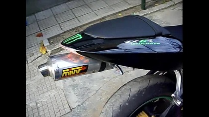 Kawasaki zx6r 2006 sound